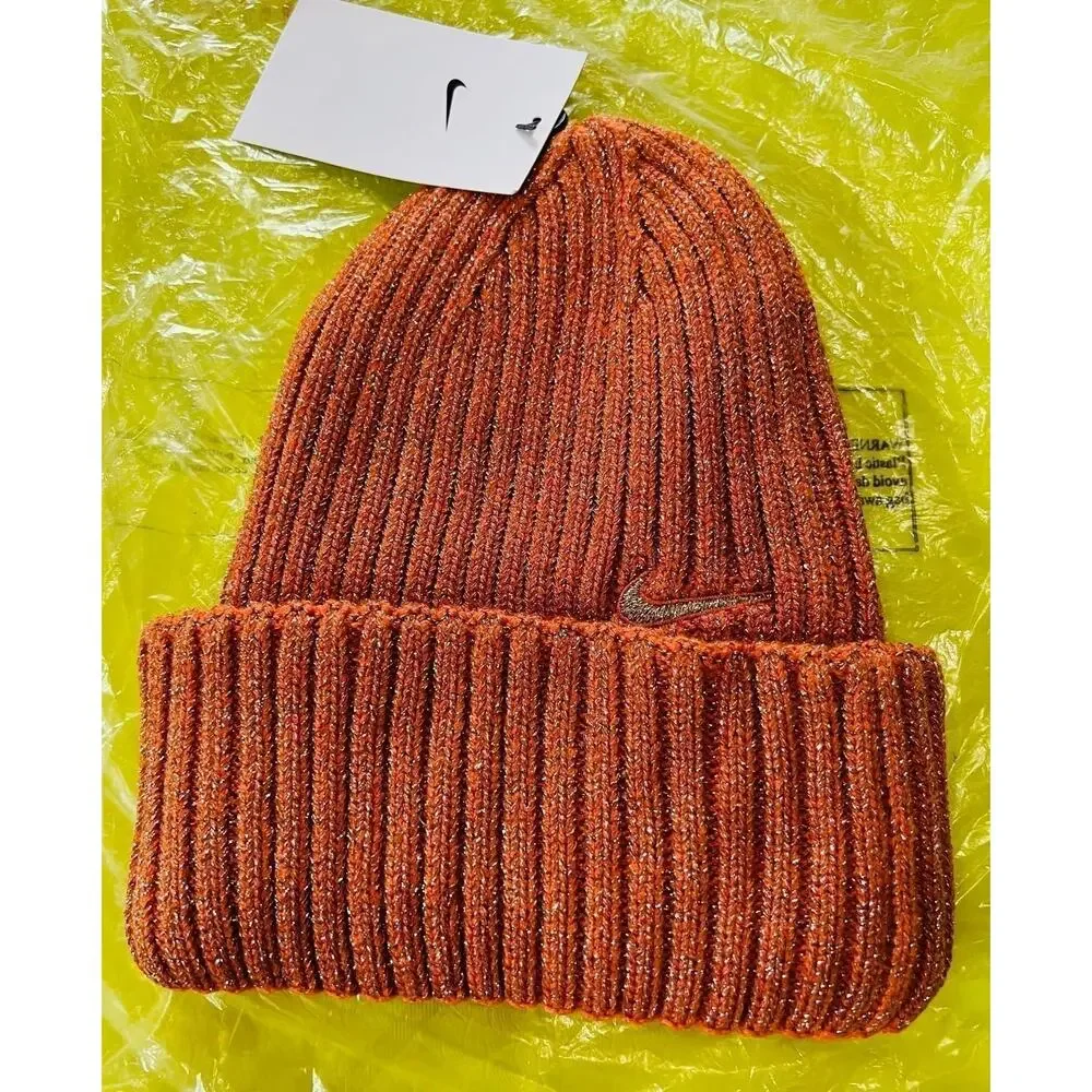 NWT❤️Nike Women Sportswear Beanie